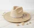 Sombrero Estilo Tulum con Cinta Beige y Protección Solar UPF 50+ - Color Natural