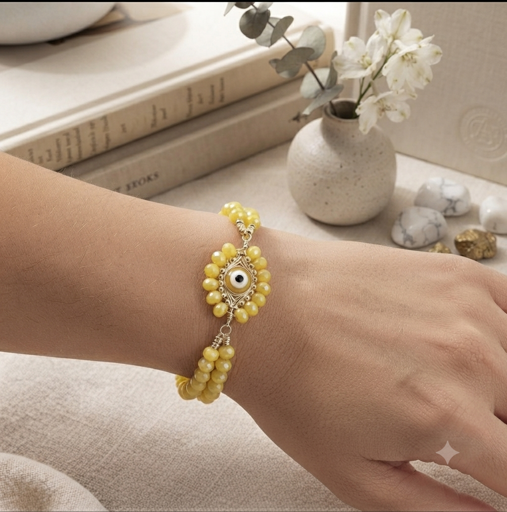 Pulsera Doble con Ojo Turco y Abalorios