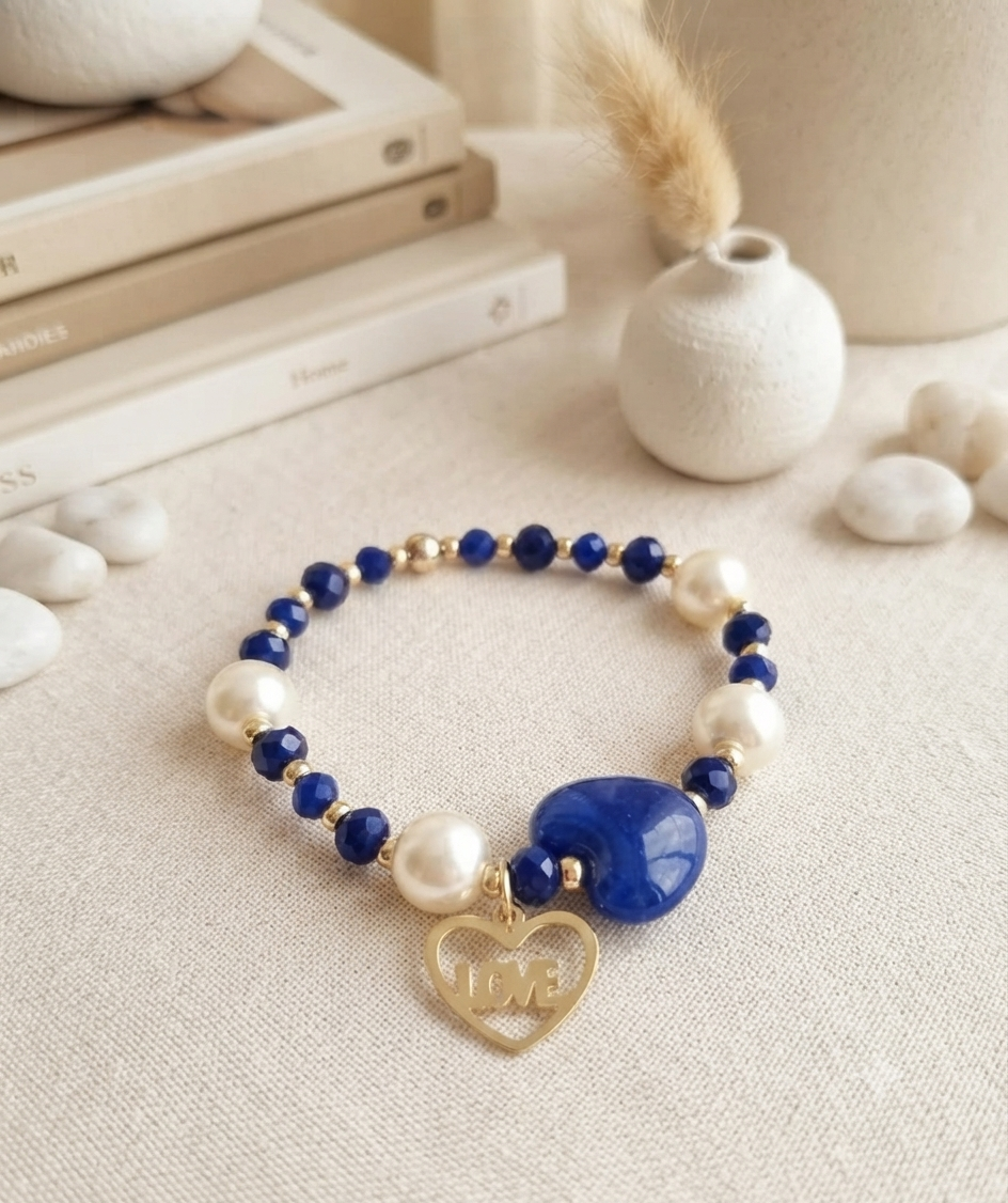 Pulsera Elástica Estilo Minimalista con Dije y Detalles Dorados