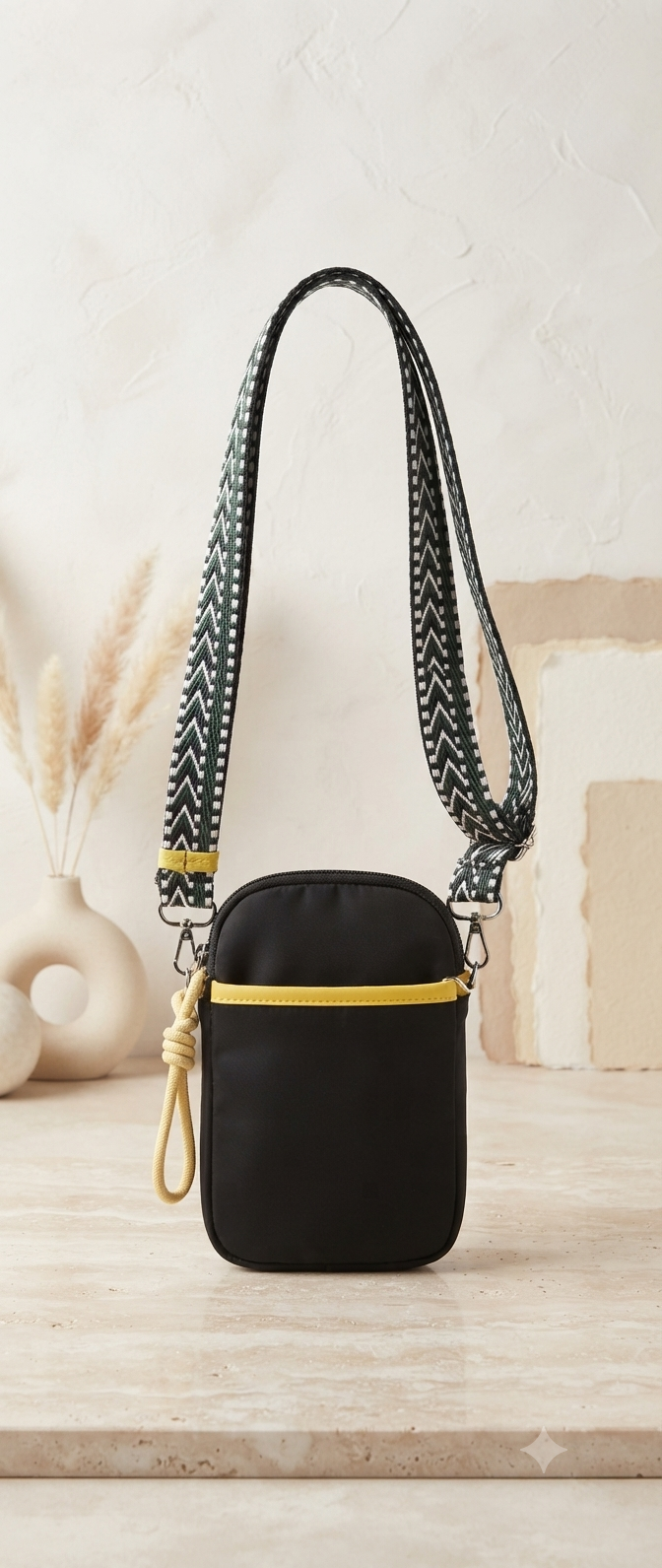 Bolso Cruzado Mini con Ribete de Color – Colección Minimalista y Urbana