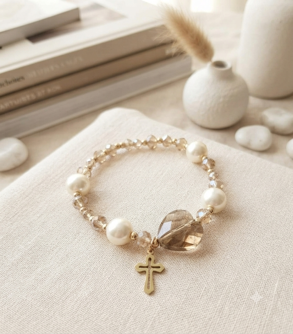 Pulsera Elástica Estilo Minimalista con Dije y Detalles Dorados