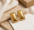 Aretes Rectangulares con Contorno de Brillos